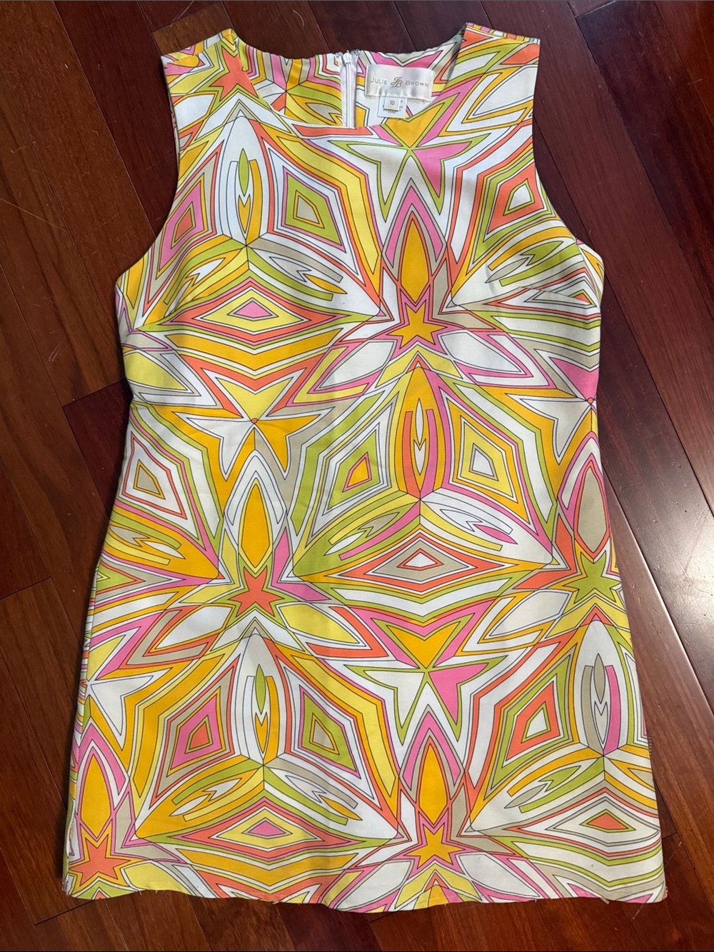 Groovy Sleeveless Geometric Print Shift Mini Dress in Yellow, Pink & Green